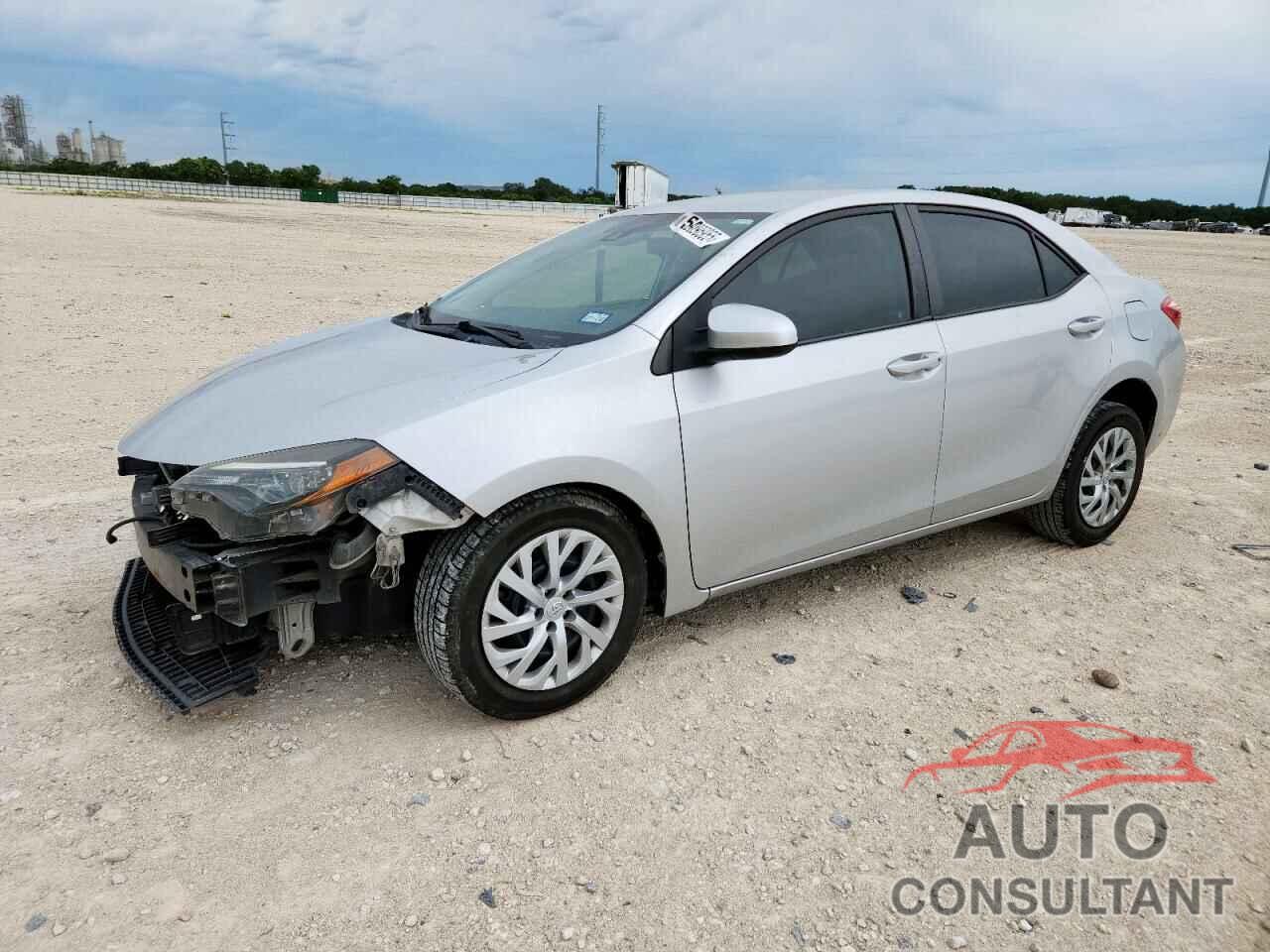 TOYOTA COROLLA 2018 - 2T1BURHE5JC094787