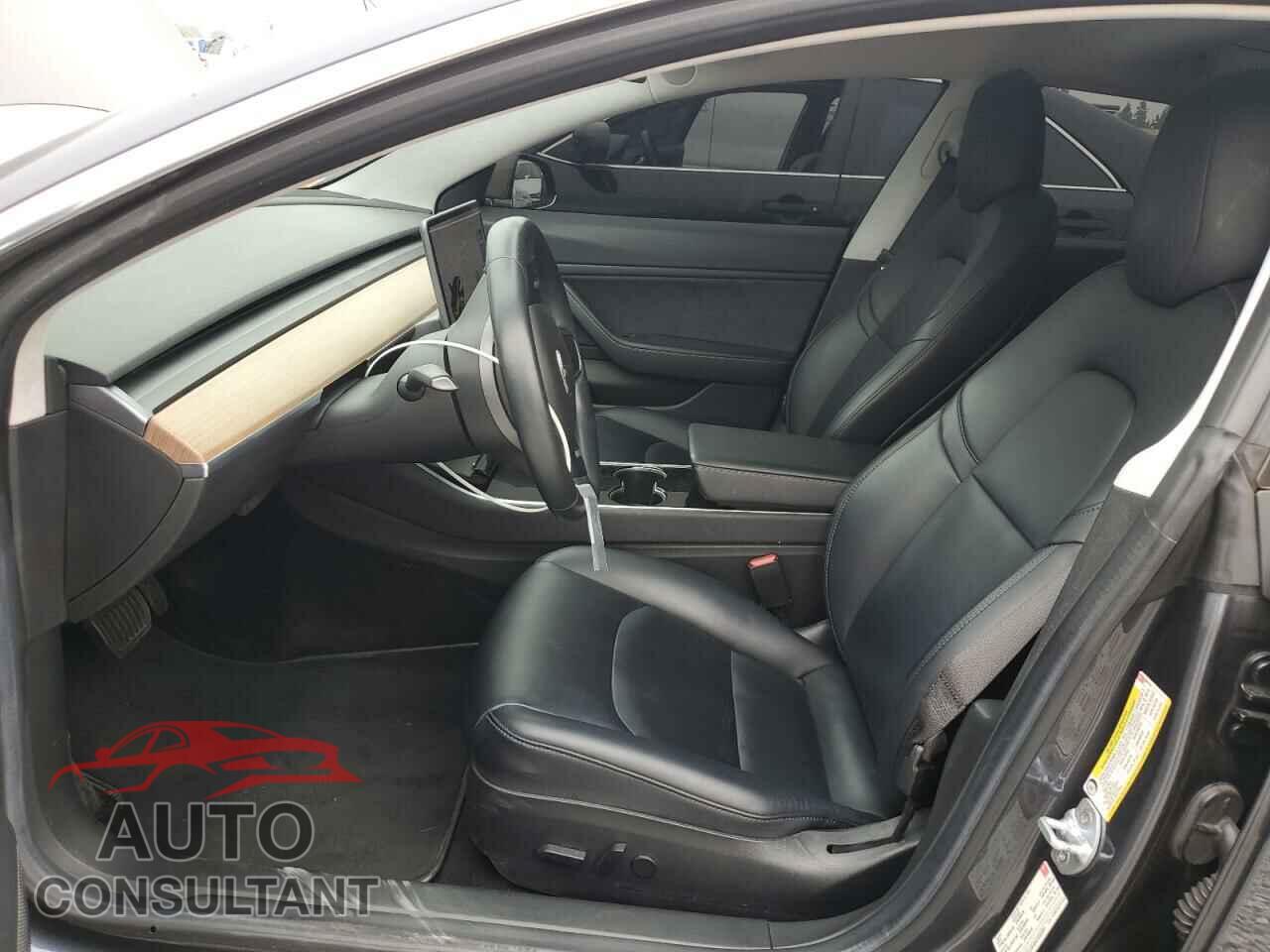 TESLA MODEL 3 2017 - 5YJ3E1EA2HF001251