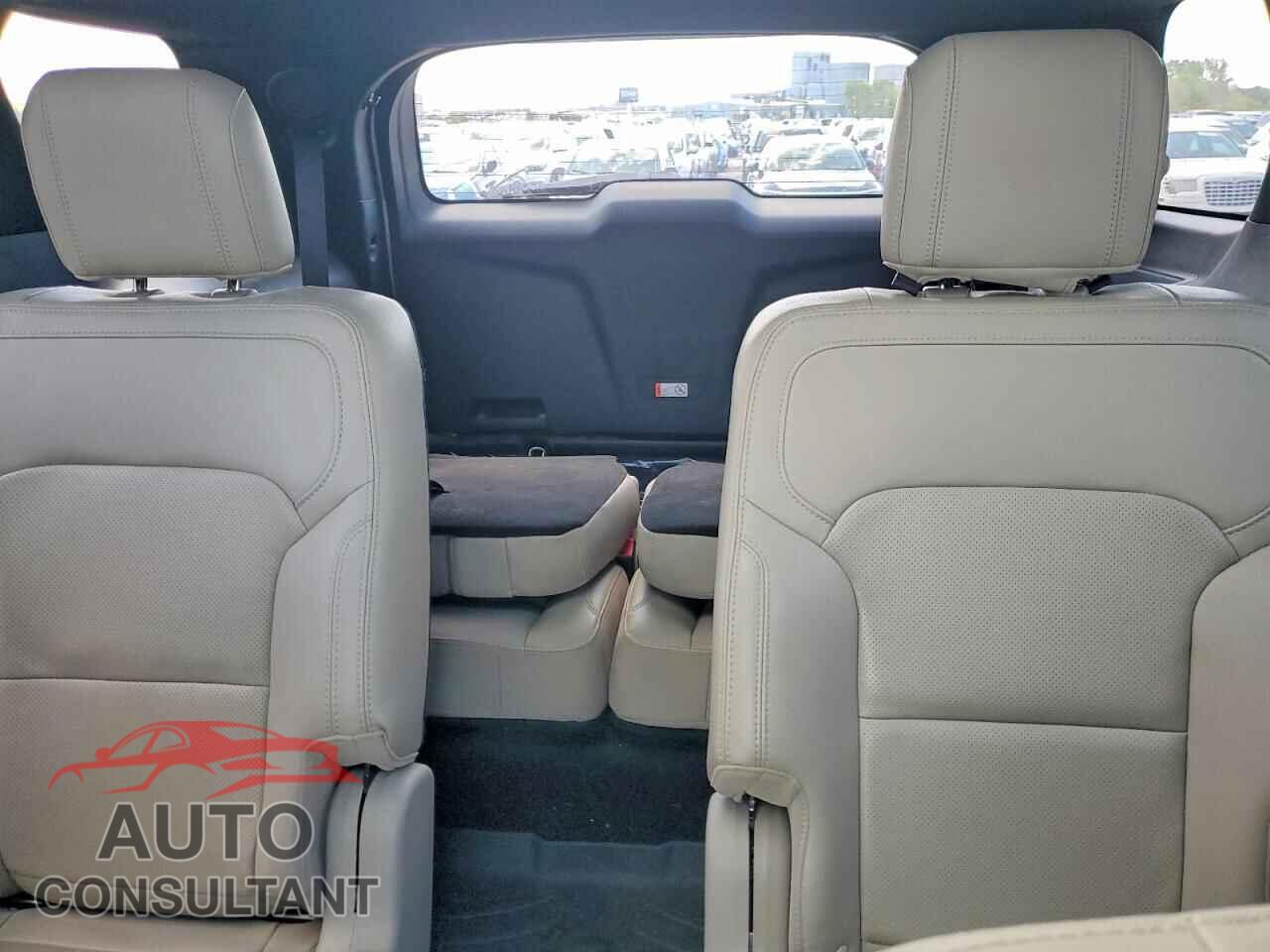 FORD EXPLORER 2018 - 1FM5K8FHXJGB08562