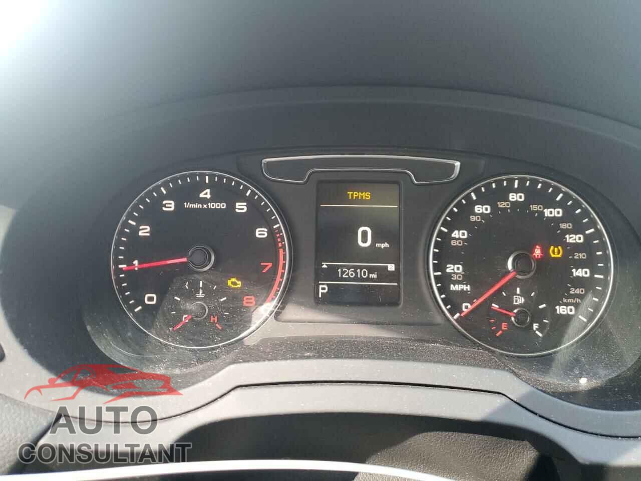 AUDI Q3 2017 - WA1BCCFS7HR013405