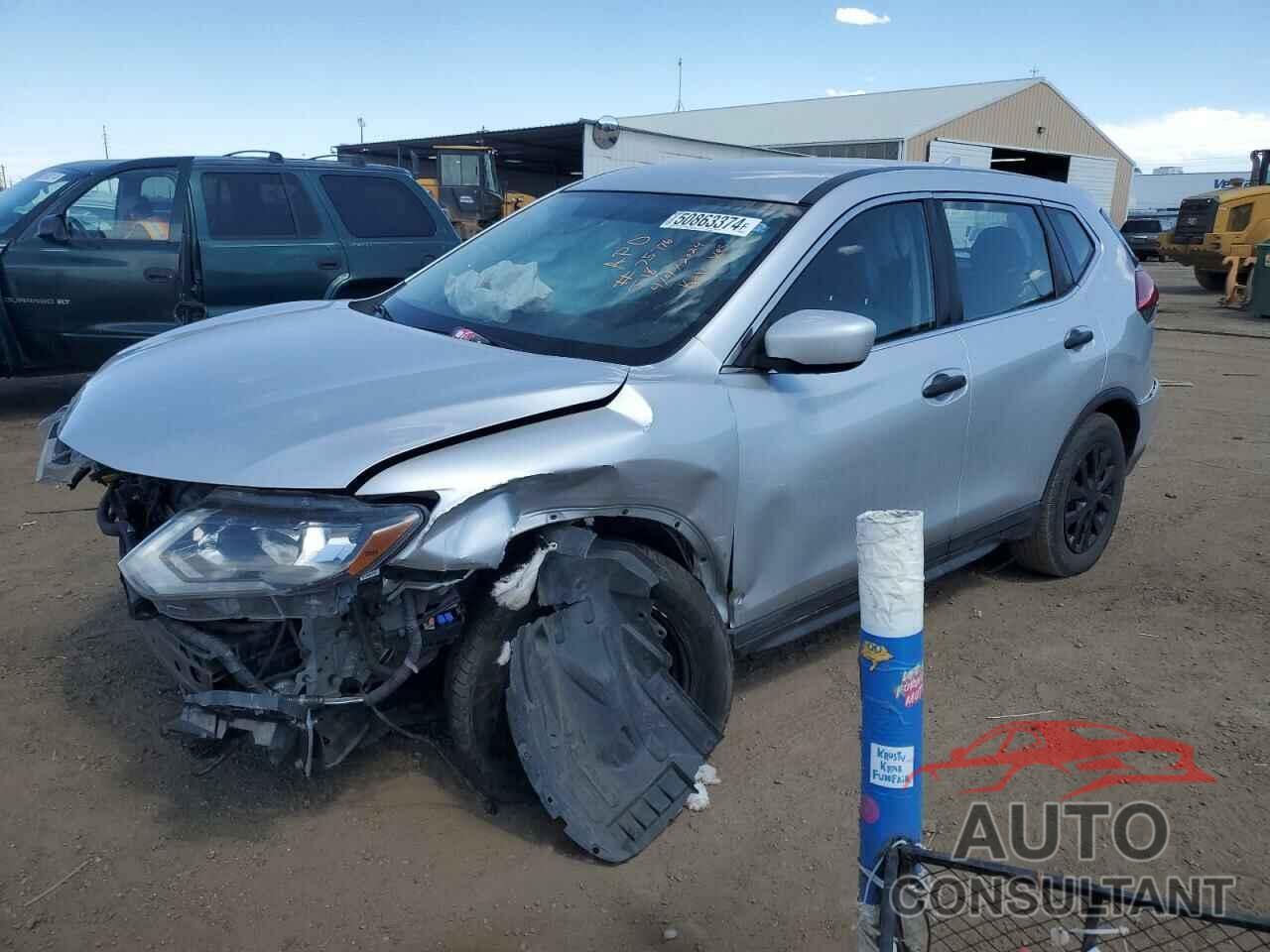 NISSAN ROGUE 2017 - KNMAT2MT2HP564909