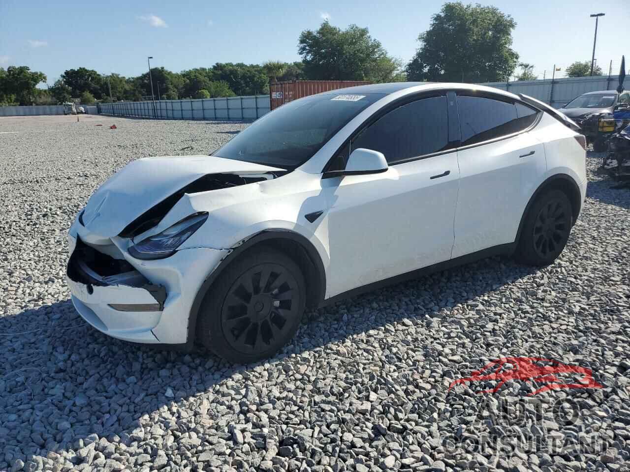 TESLA MODEL Y 2023 - 7SAYGDEE5PA053525
