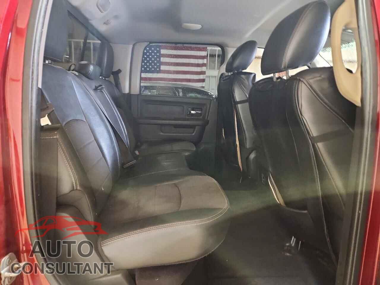 DODGE RAM 1500 2012 - 1C6RD7MT4CS115158