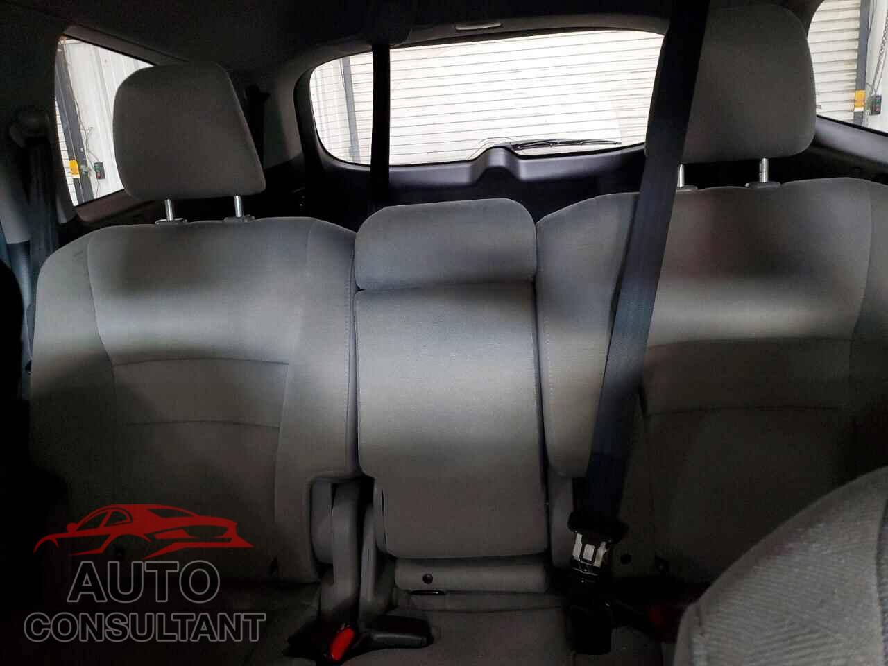 HONDA PILOT 2019 - 5FNYF6H14KB007779