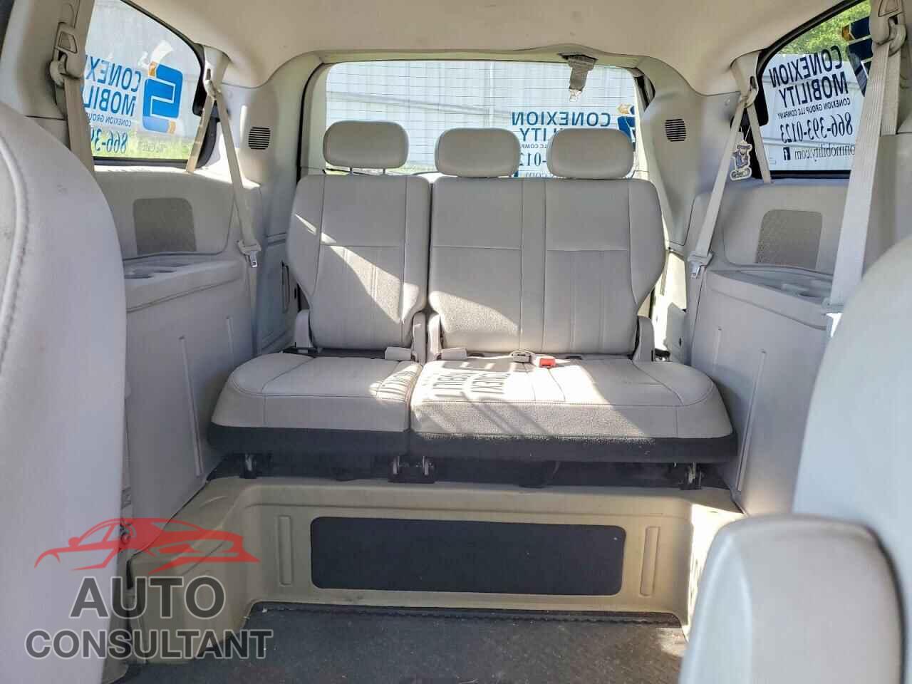 DODGE CARAVAN 2010 - 2D4RN5DX7AR294231