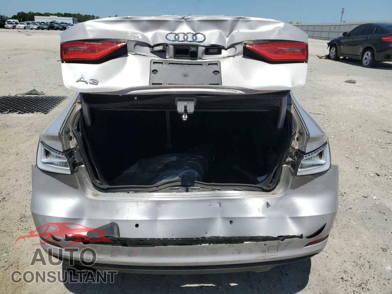 AUDI A3 2016 - WAUA7GFF2G1016643