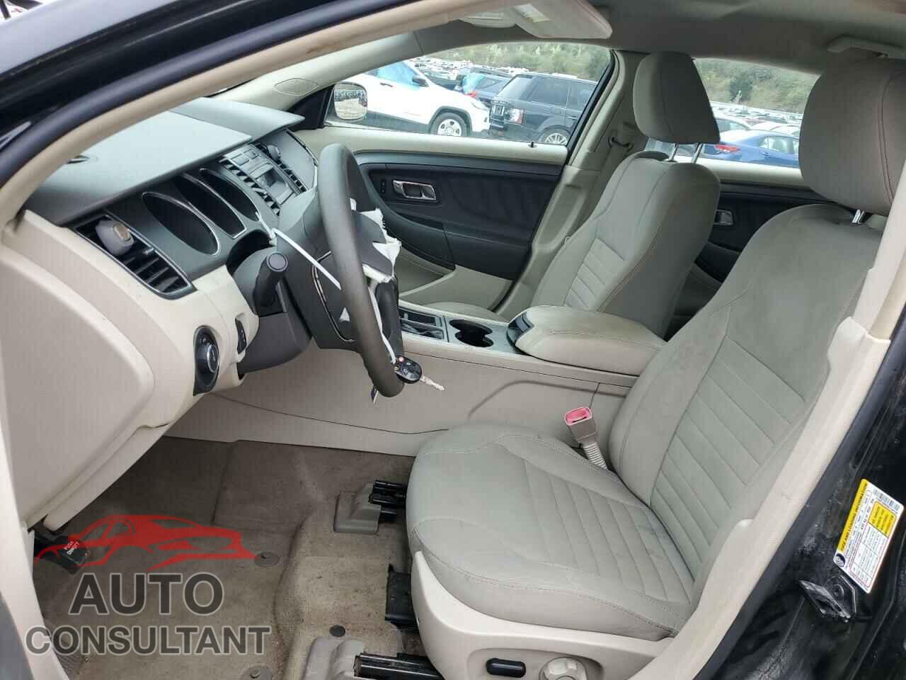 FORD TAURUS 2011 - 1FAHP2DW2BG164164