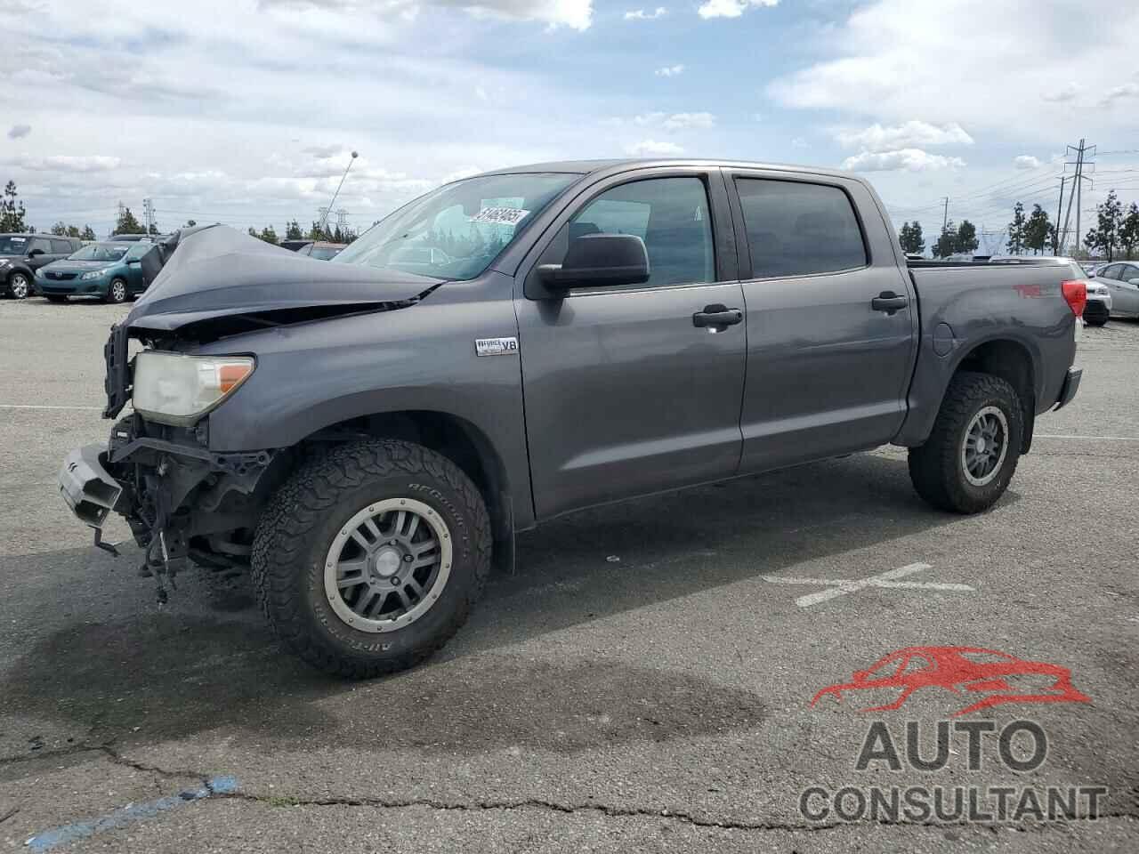 TOYOTA TUNDRA 2013 - 5TFDY5F14DX310527