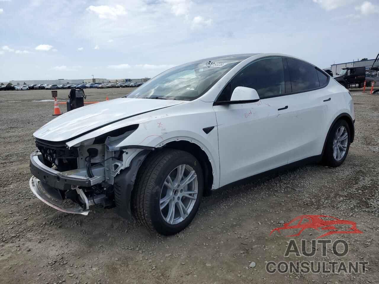 TESLA MODEL Y 2024 - 7SAYGDEDXRF055641