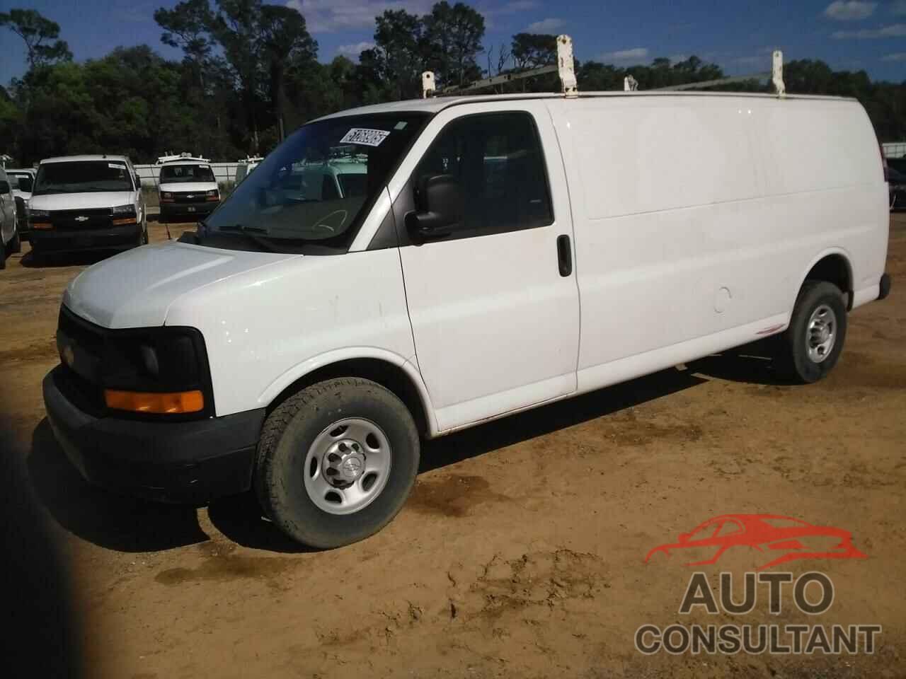 CHEVROLET EXPRESS 2017 - 1GCWGBFG9H1138096