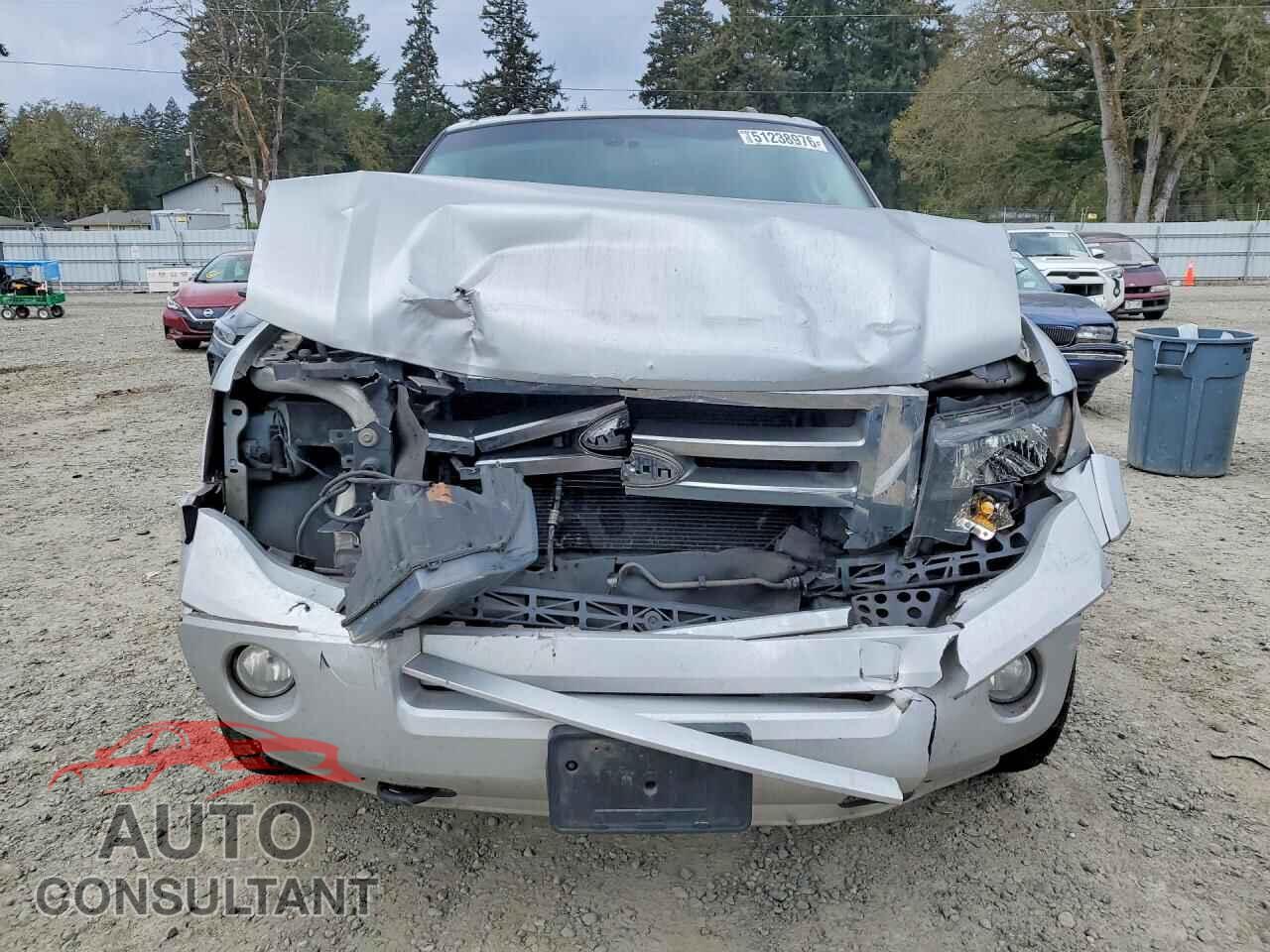 FORD EXPEDITION 2011 - 1FMJU2A53BEF18507