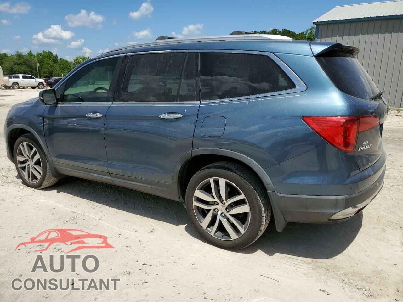 HONDA PILOT 2017 - 5FNYF6H03HB021933