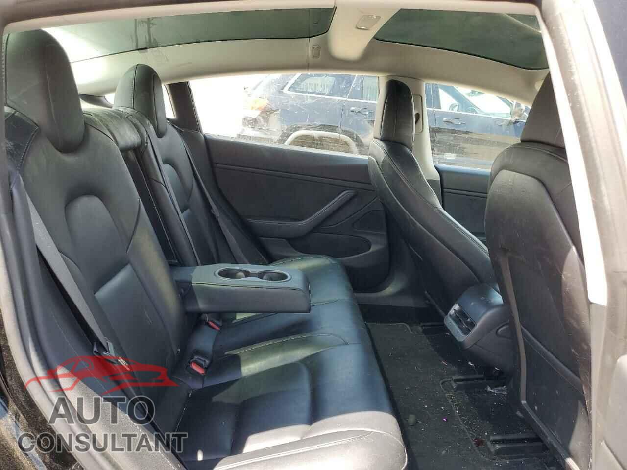 TESLA MODEL 3 2018 - 5YJ3E1EA1JF108832