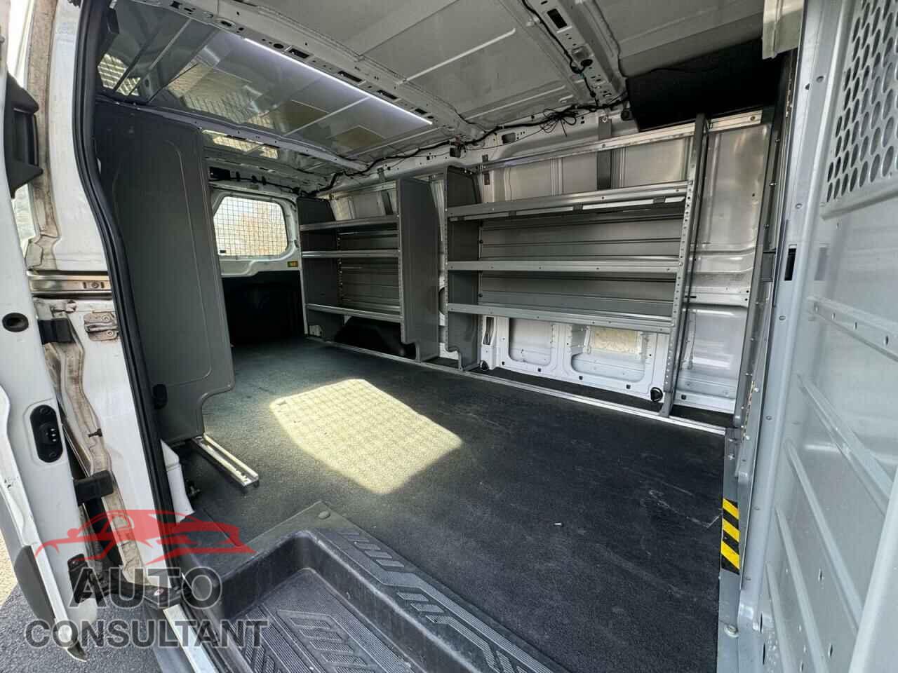 FORD TRANSIT 2015 - 1FTNE2YM3FKA13252