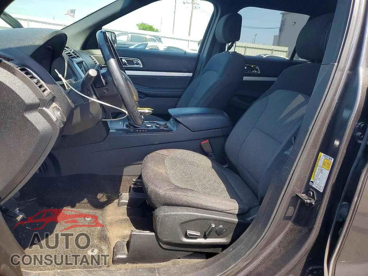 FORD EXPLORER 2017 - 1FM5K8D88HGD71467