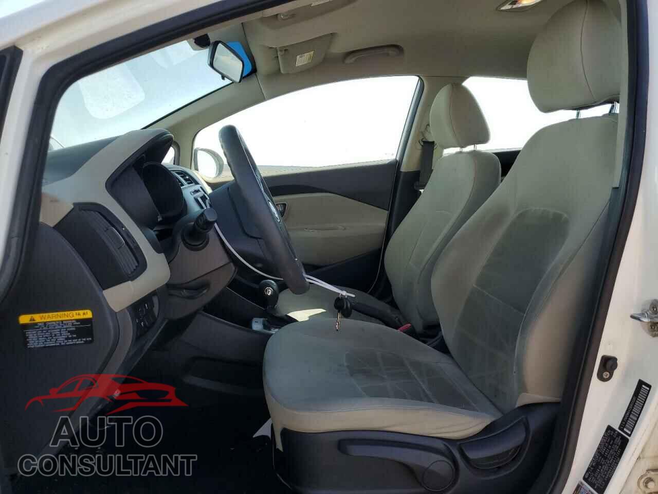 KIA RIO 2013 - KNADM4A39D6111281