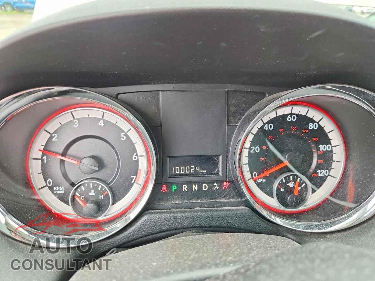 DODGE CARAVAN 2013 - 2C4RDGCG1DR768577