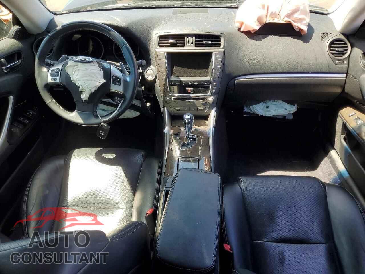 LEXUS IS 2012 - JTHFE2C28C2508129