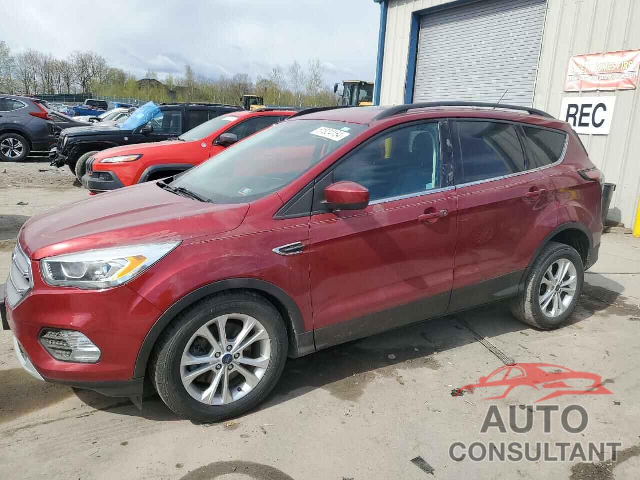 FORD ESCAPE 2017 - 1FMCU9GD6HUC71319