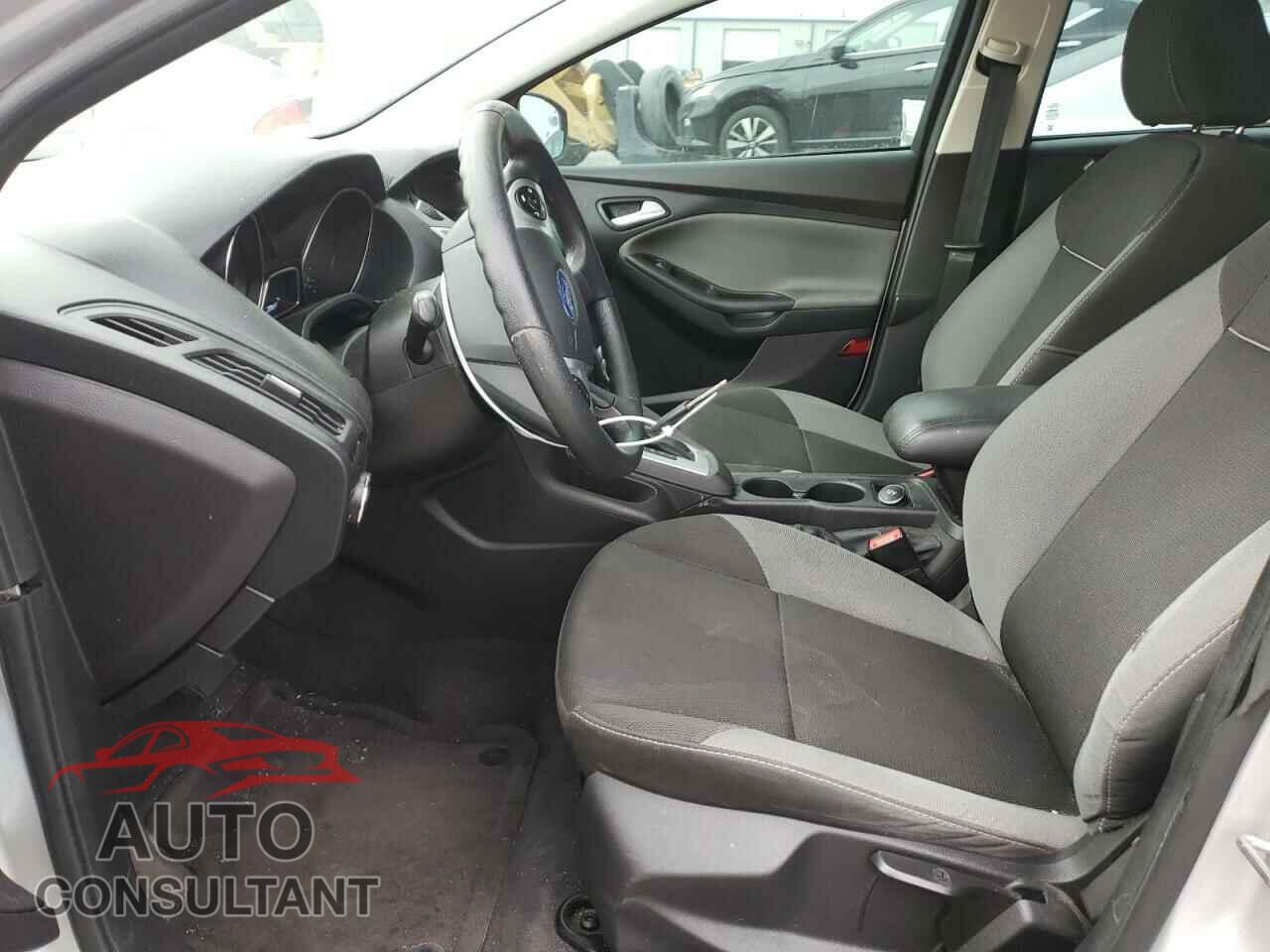 FORD FOCUS 2014 - 1FADP3F21EL363555