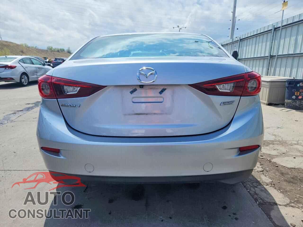 MAZDA 3 2017 - 3MZBN1V75HM151072