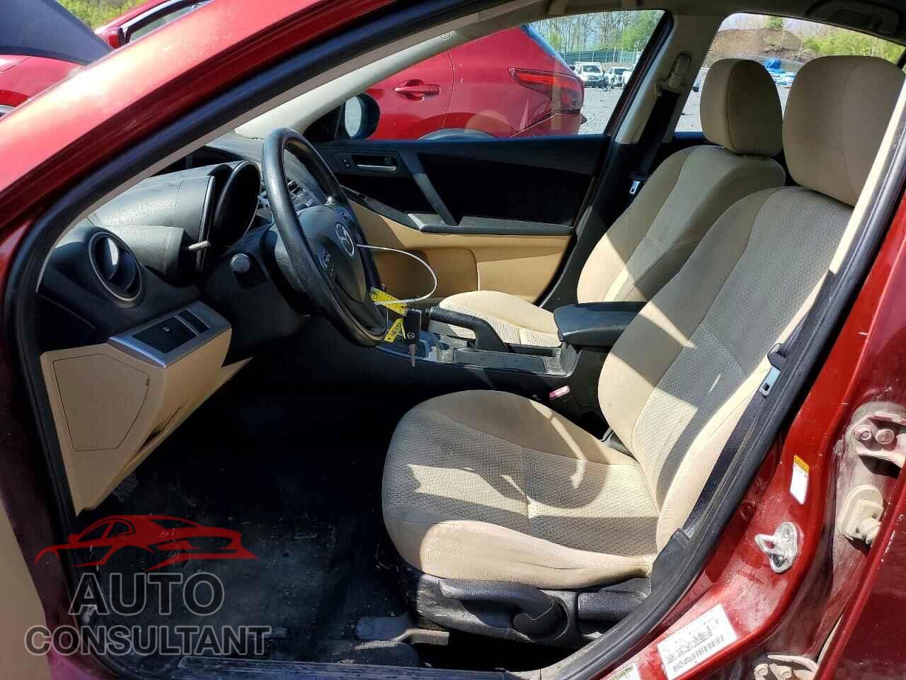 MAZDA 3 2011 - JM1BL1VG4B1398385