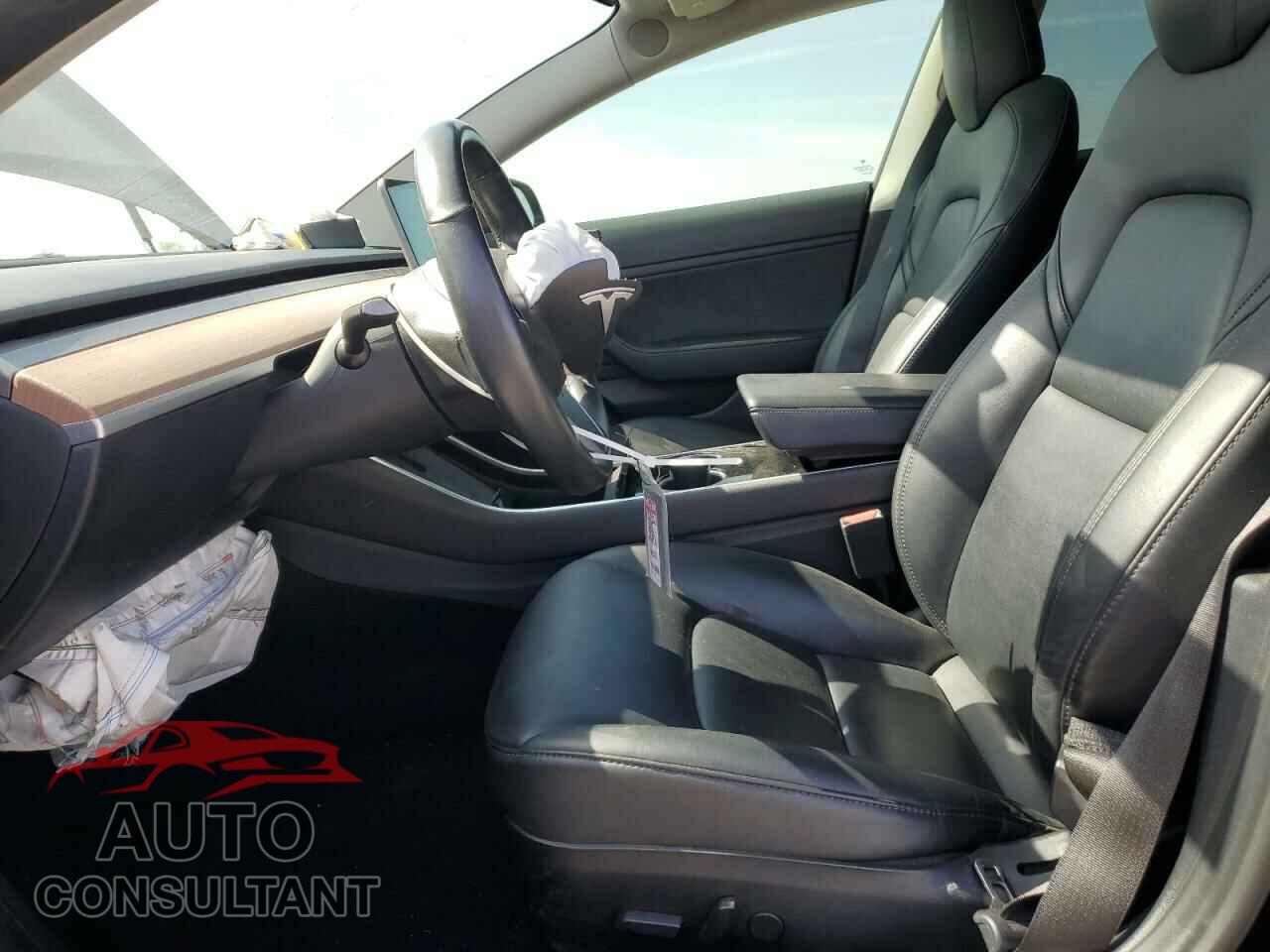 TESLA MODEL 3 2018 - 5YJ3E1EA5JF172713