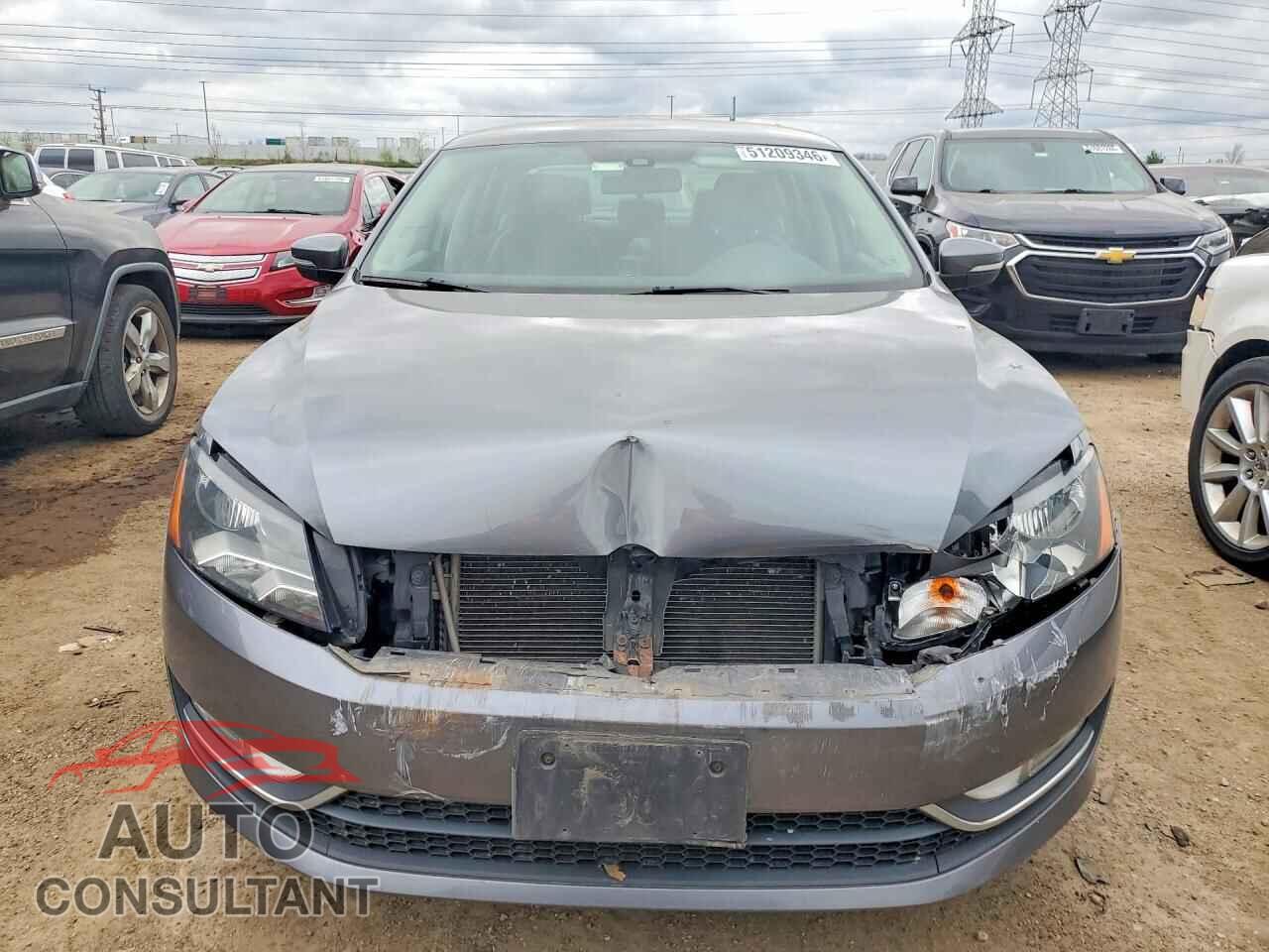 VOLKSWAGEN PASSAT 2015 - 1VWAT7A32FC112493