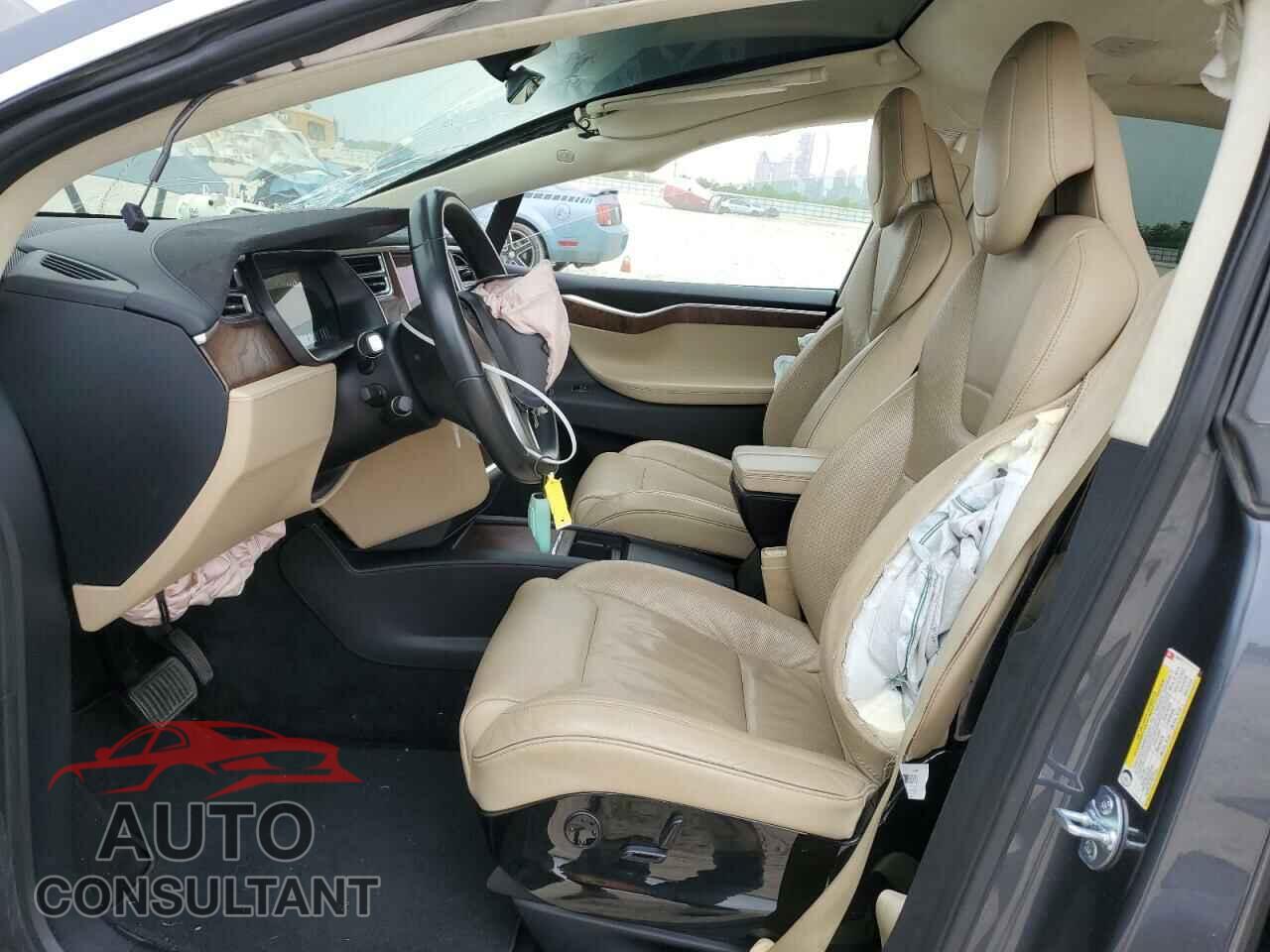 TESLA MODEL X 2016 - 5YJXCDE26GF034172