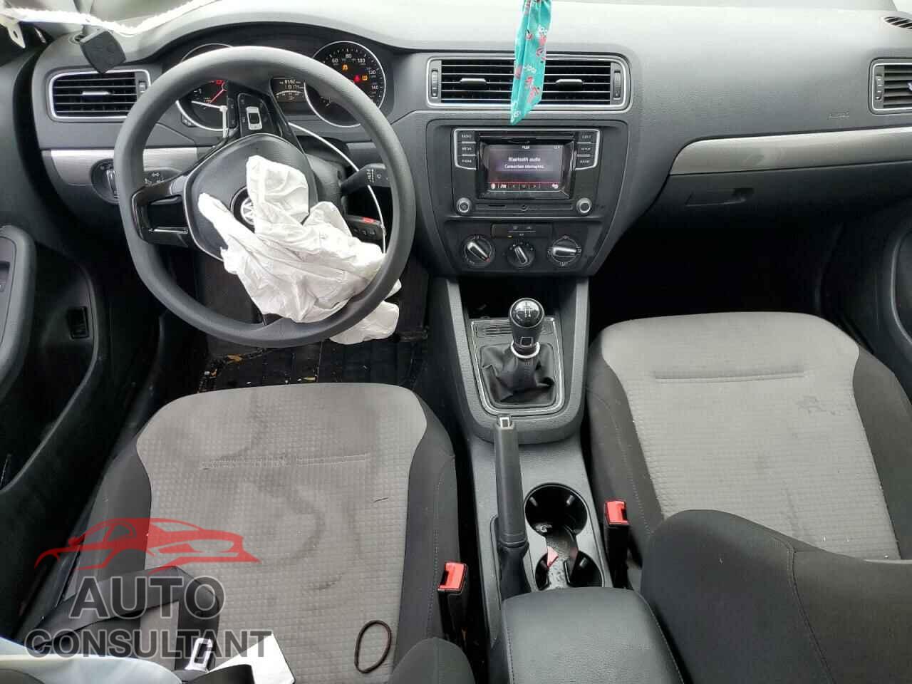 VOLKSWAGEN JETTA 2017 - 3VW167AJ7HM302426