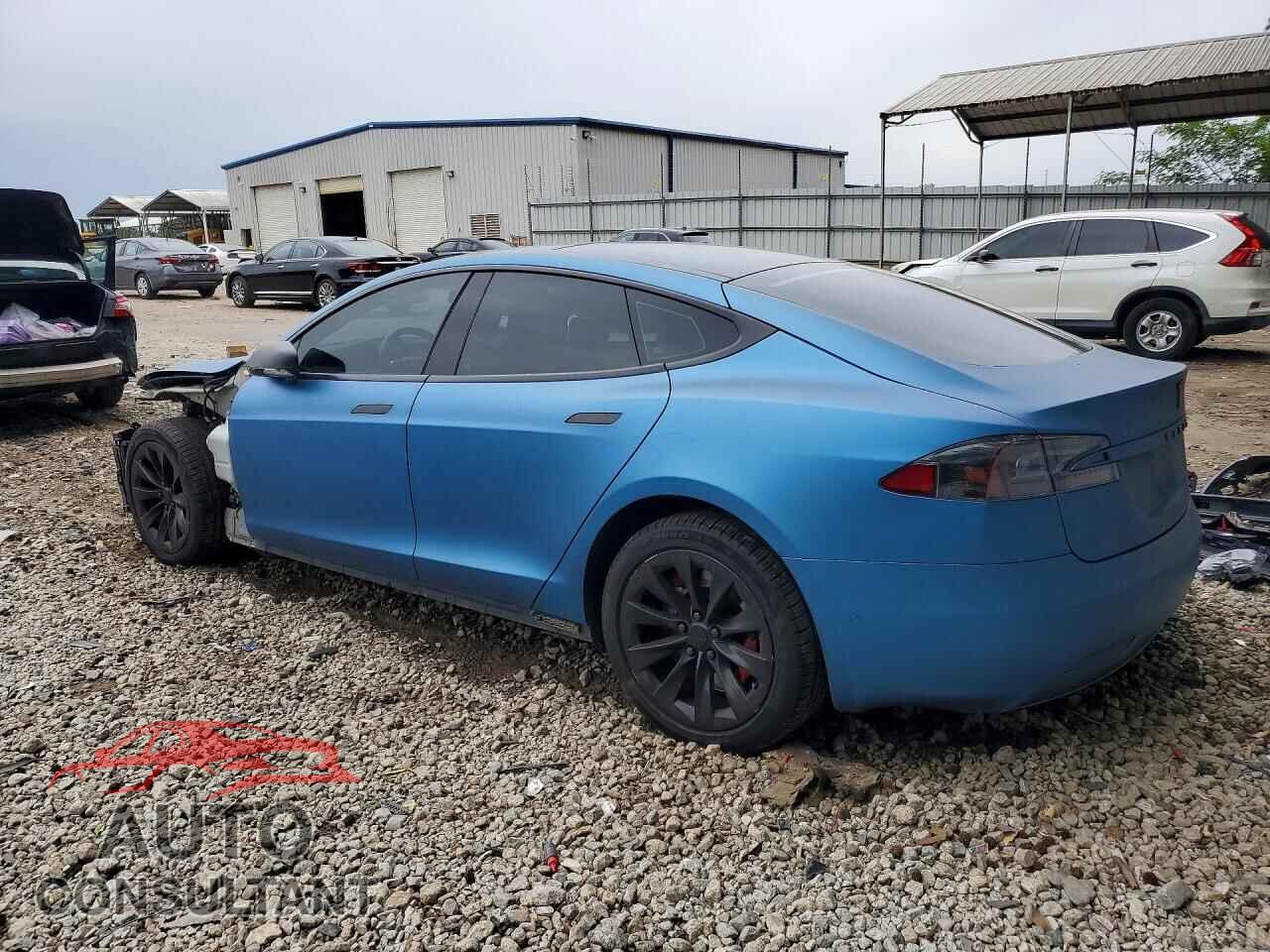 TESLA MODEL S 2016 - 5YJSA1E28GF142548