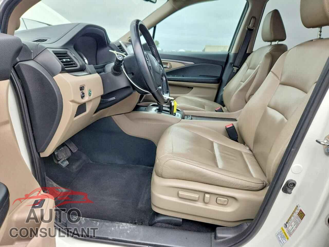 HONDA PILOT 2016 - 5FNYF5H59GB027420