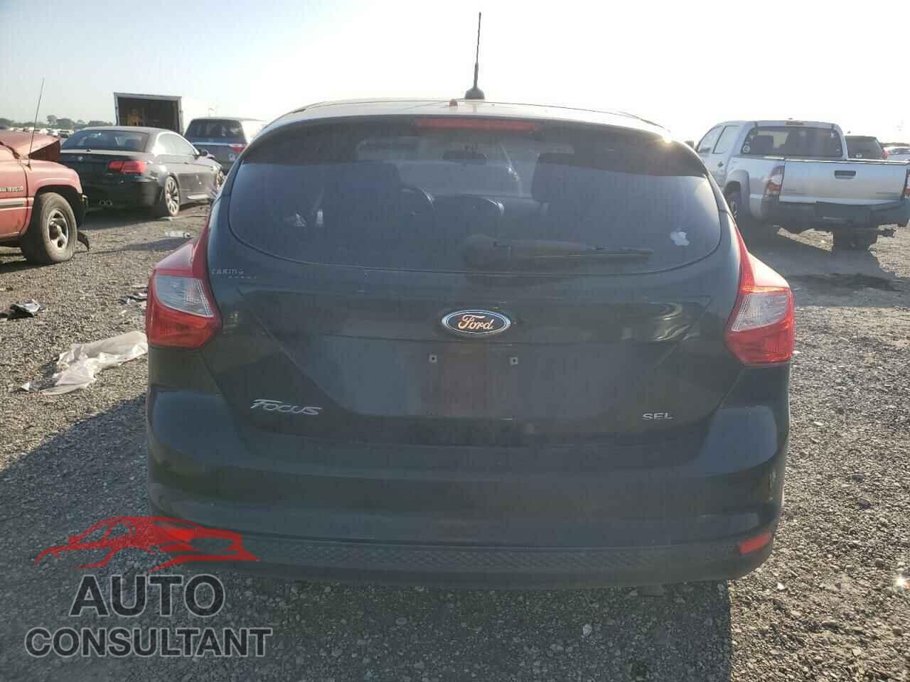 FORD FOCUS 2012 - 1FAHP3M22CL253597