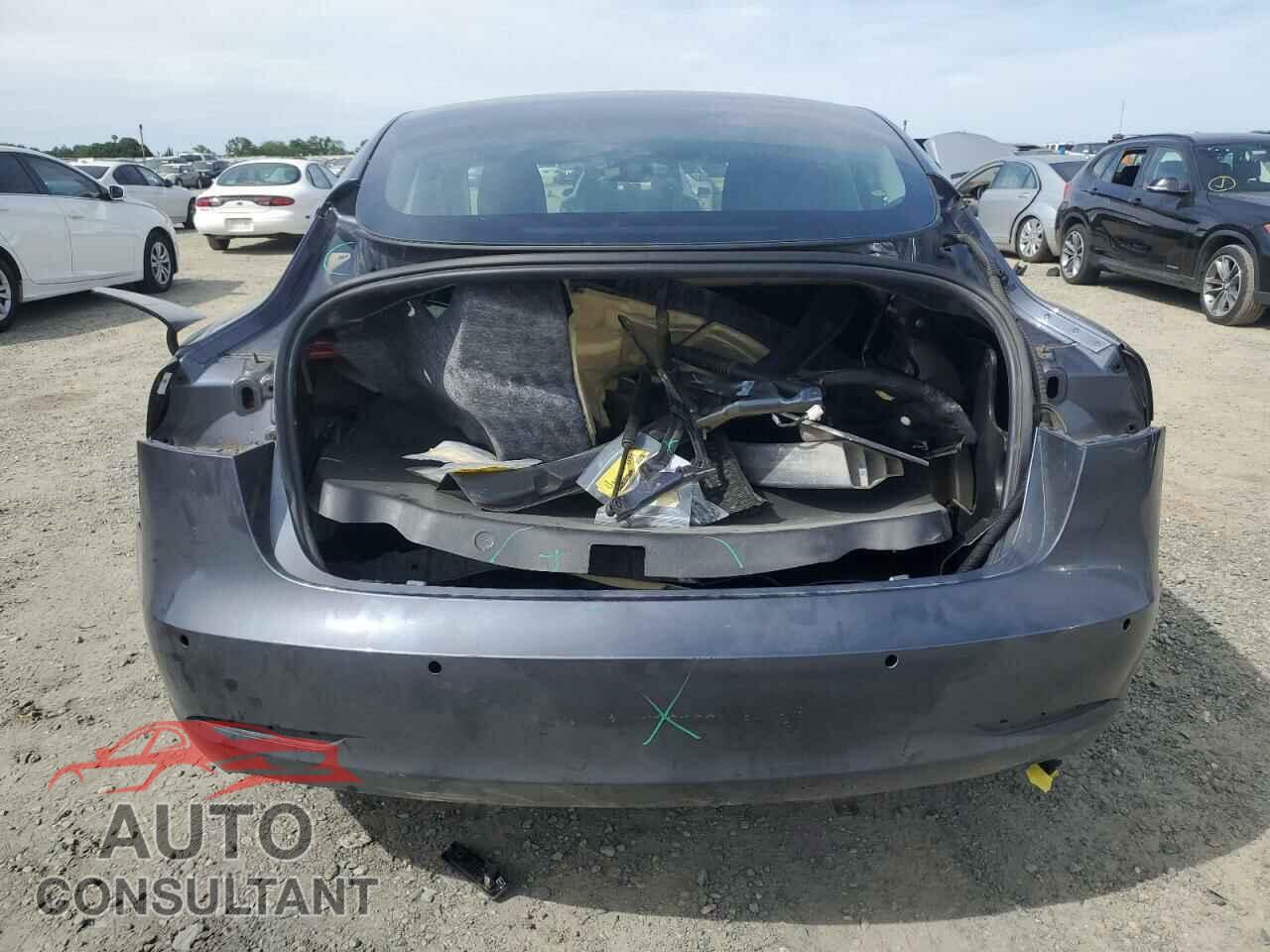 TESLA MODEL 3 2021 - 5YJ3E1EA0MF074841