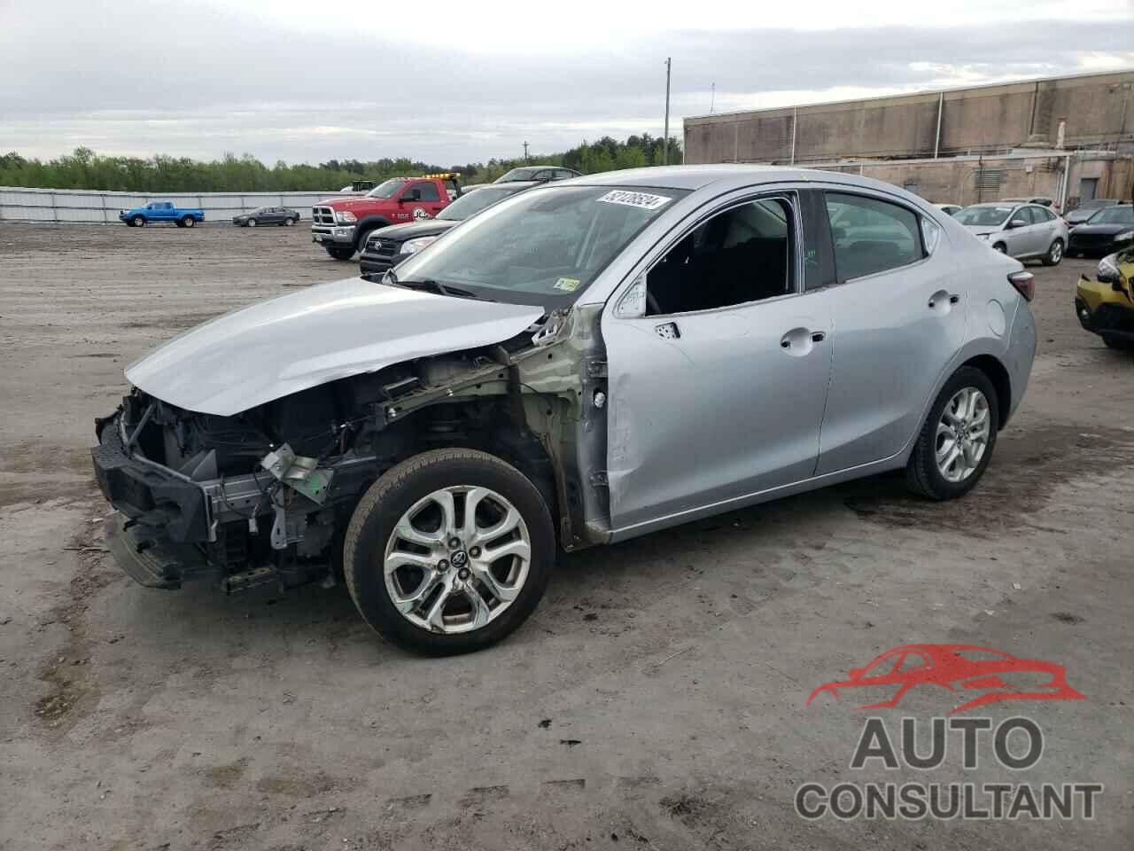 TOYOTA YARIS 2017 - 3MYDLBYV2HY169380