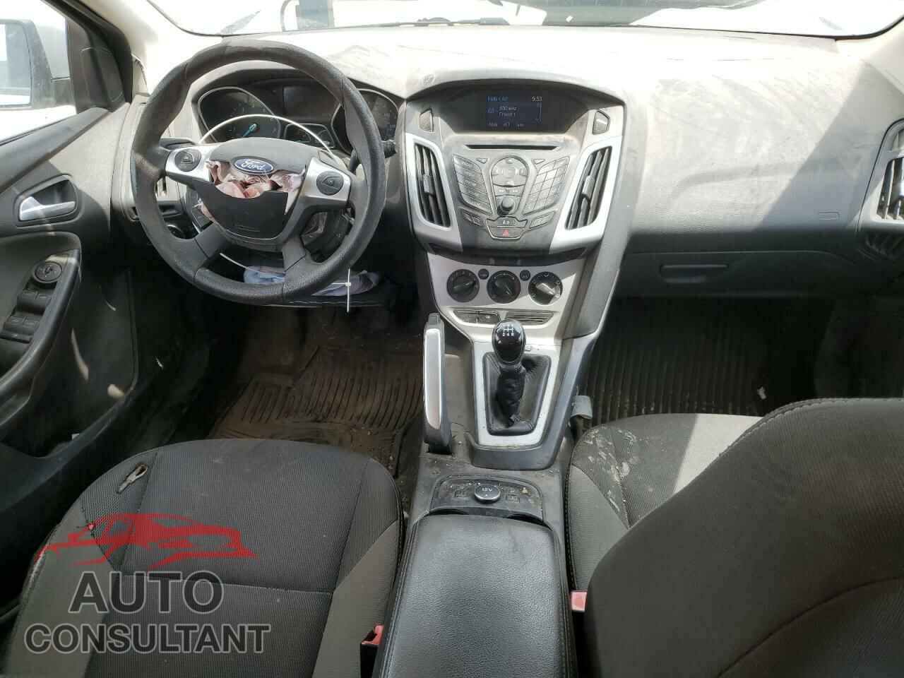 FORD FOCUS 2013 - 1FADP3K24DL313396