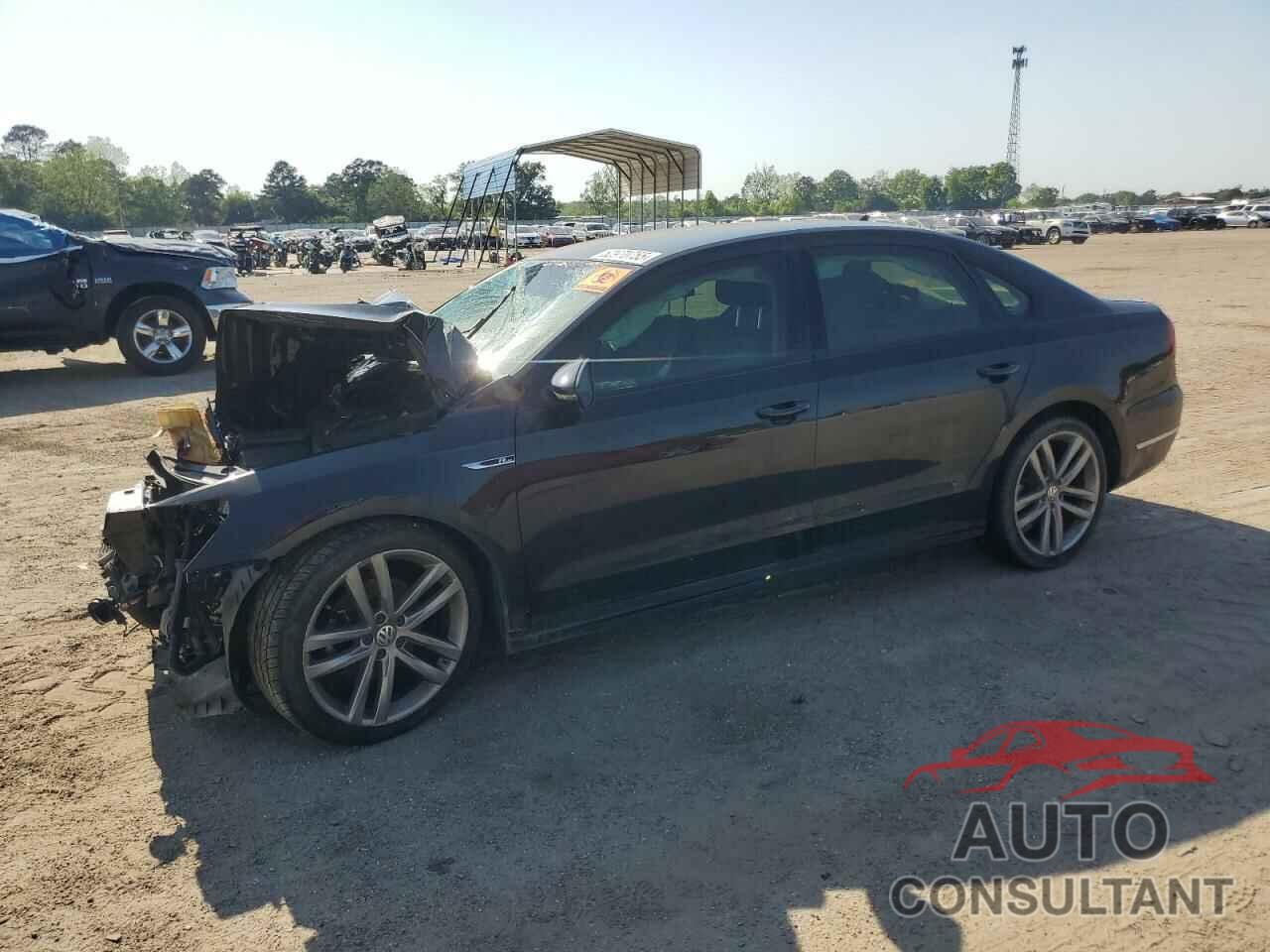VOLKSWAGEN PASSAT 2018 - 1VWAA7A34JC012748