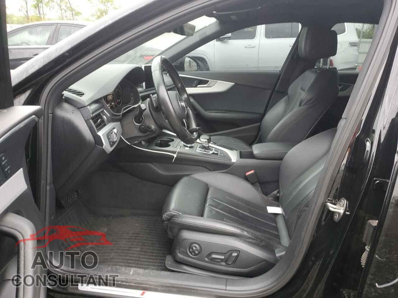 AUDI A4 2017 - WAUFNAF48HN004157