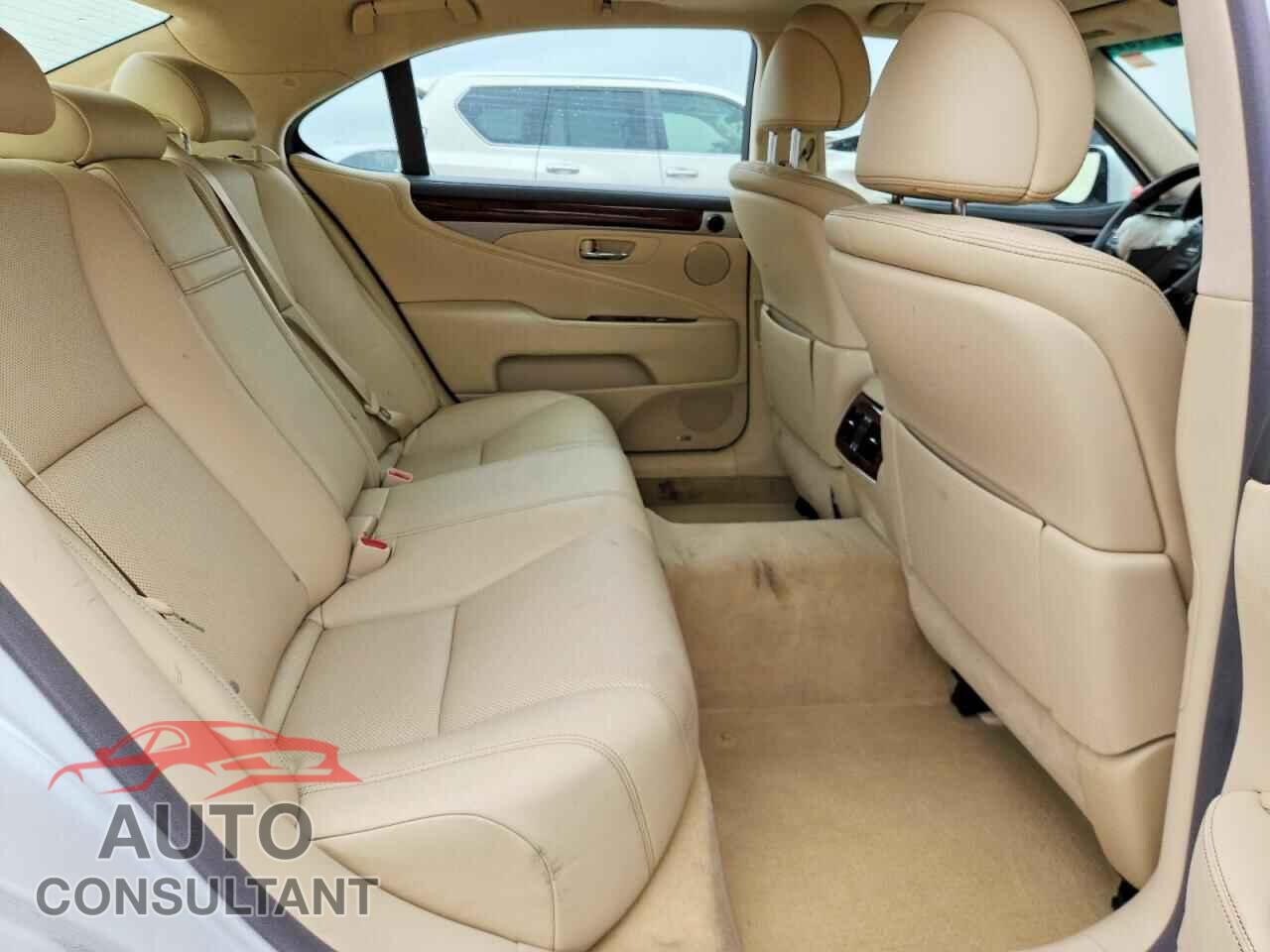 LEXUS LS460 2017 - JTHGL5EF8H5057950
