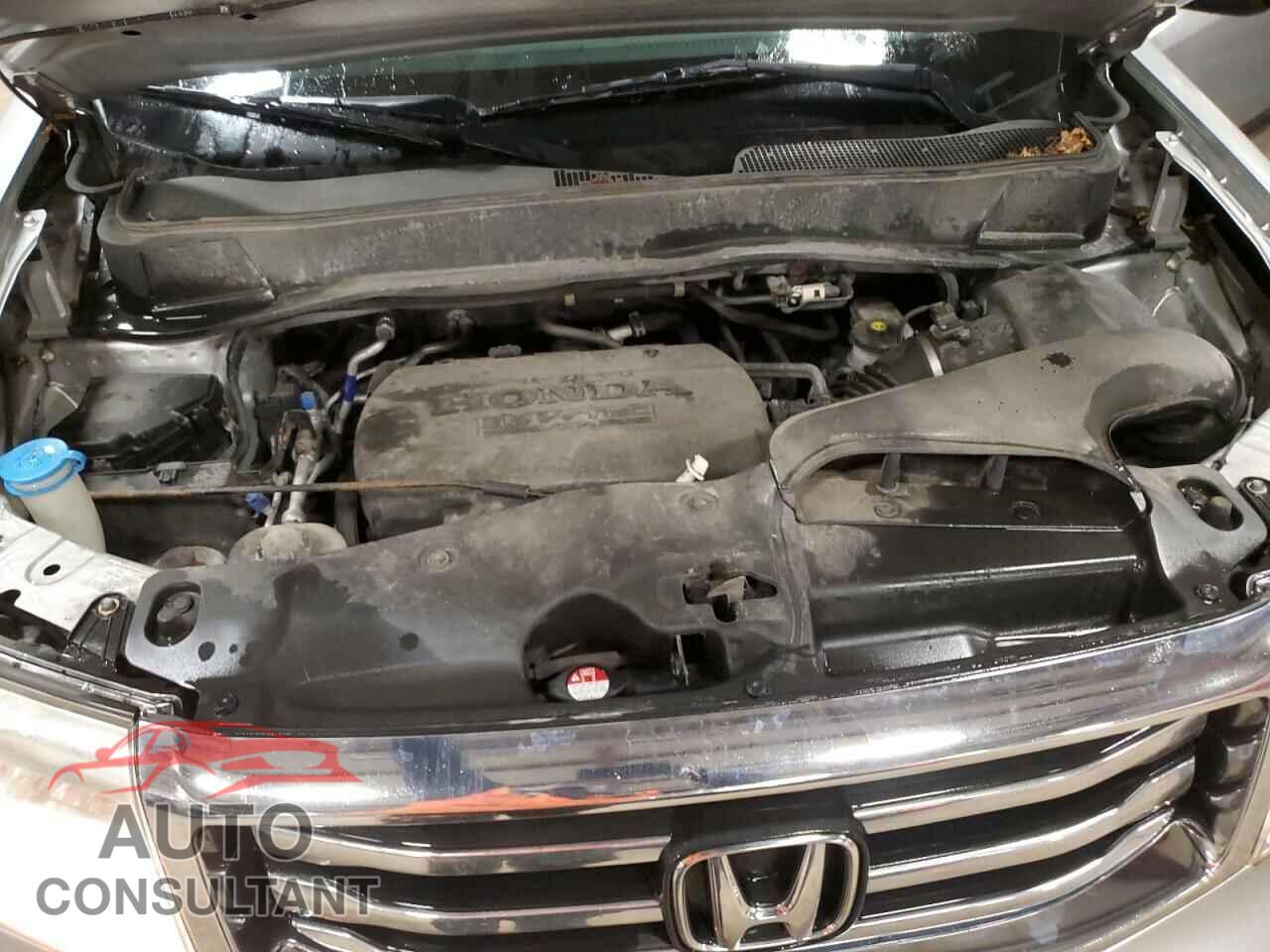 HONDA PILOT 2013 - 5FNYF4H20DB083516