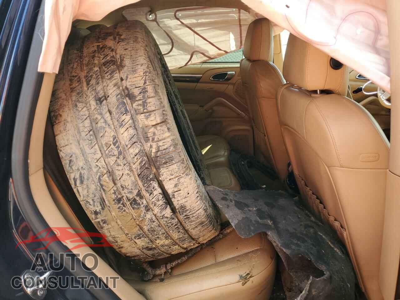 PORSCHE CAYENNE 2014 - WP1AA2A27ELA01244