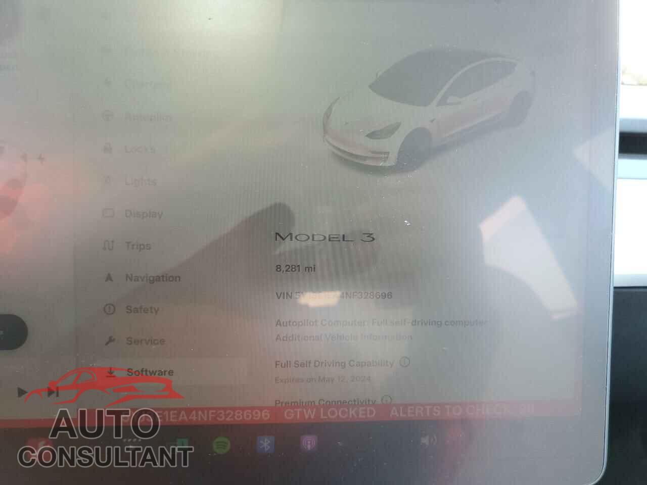 TESLA MODEL 3 2022 - 5YJ3E1EA4NF328696