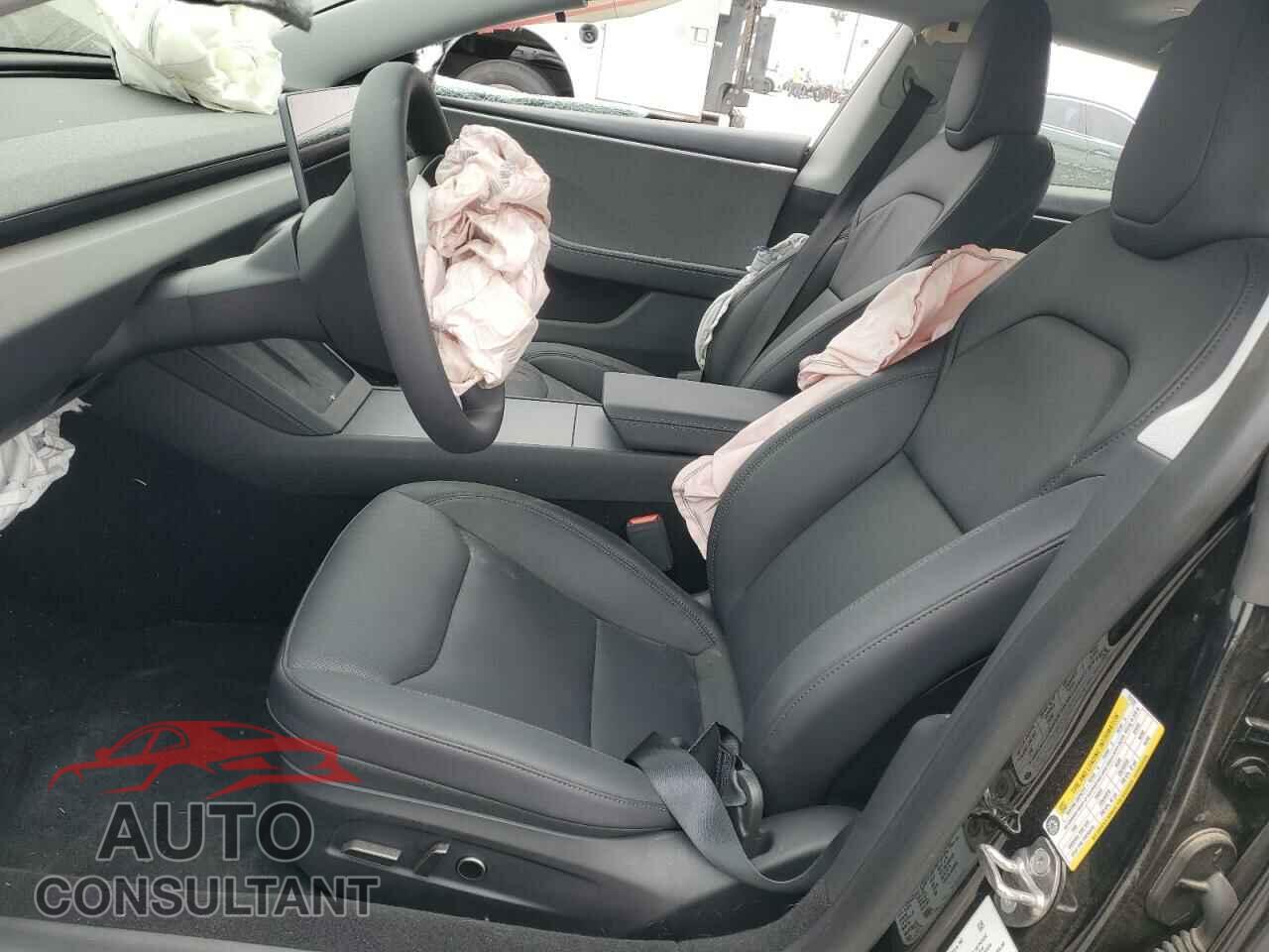 TESLA MODEL 3 2024 - 5YJ3E1EA7RF737832