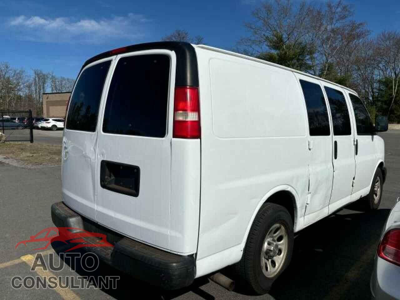CHEVROLET EXPRESS 2014 - 1GCSHAF42E1128257