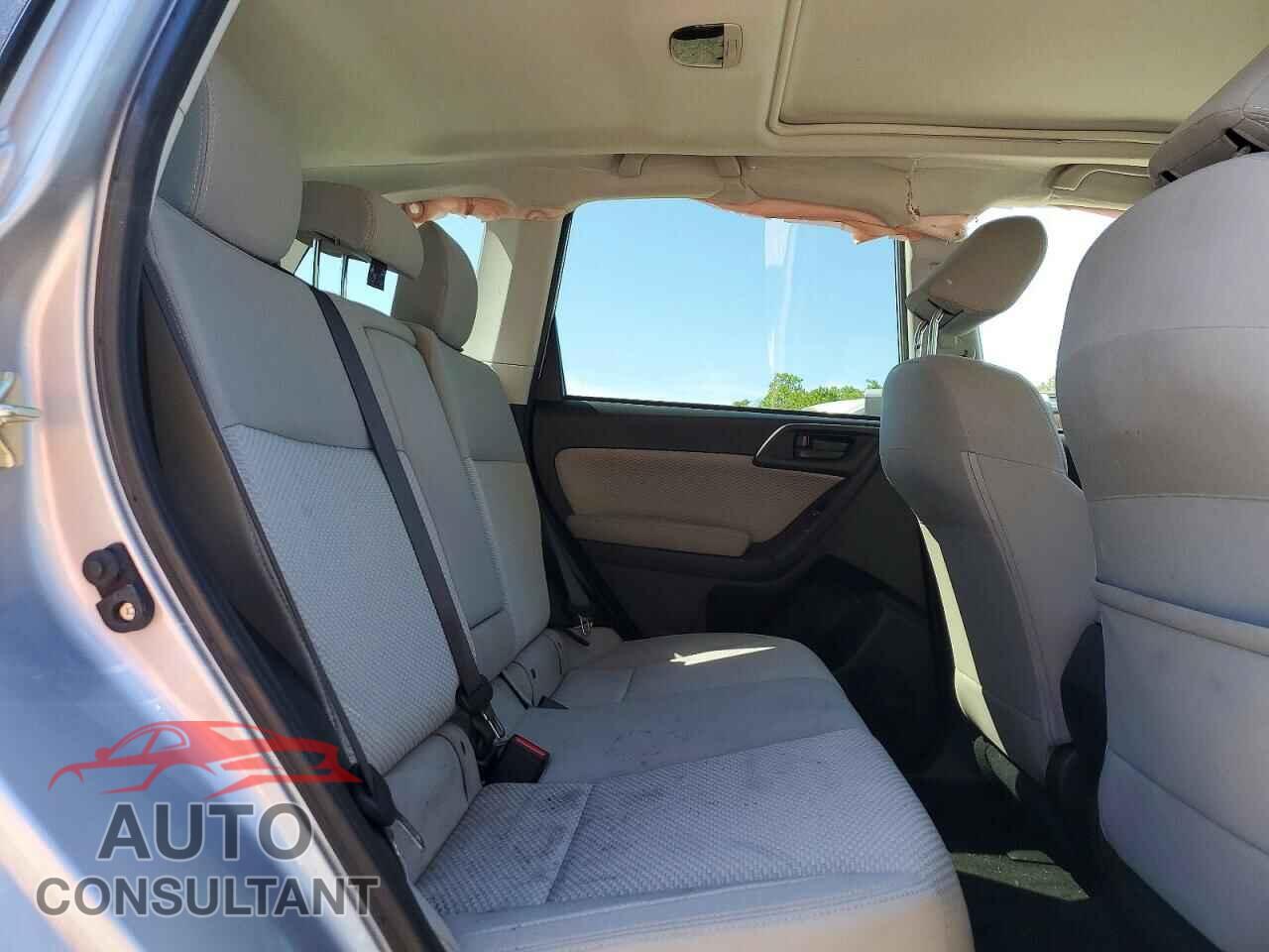SUBARU FORESTER 2017 - JF2SJAEC6HH486021