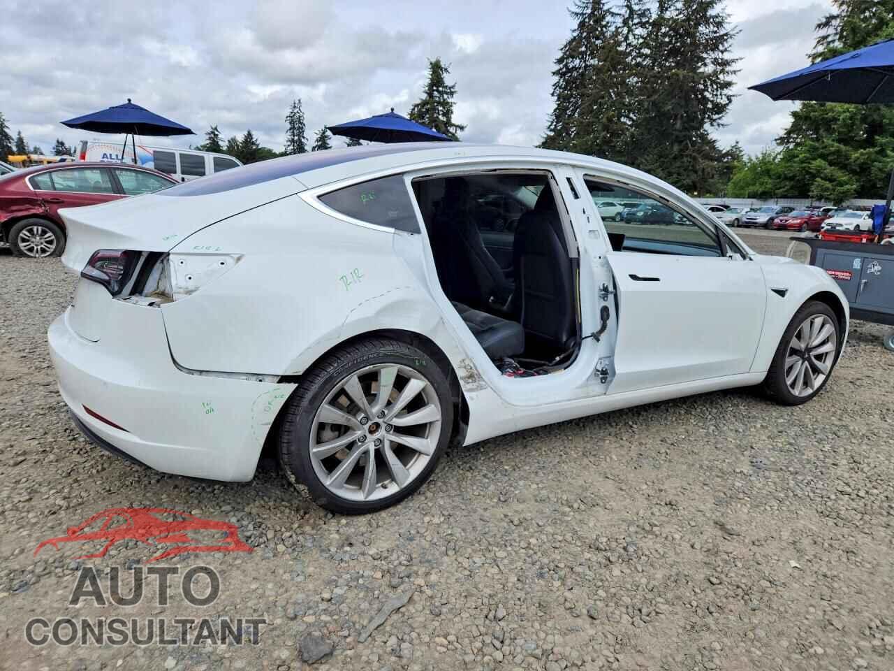 TESLA MODEL 3 2018 - 5YJ3E1EA2JF164584