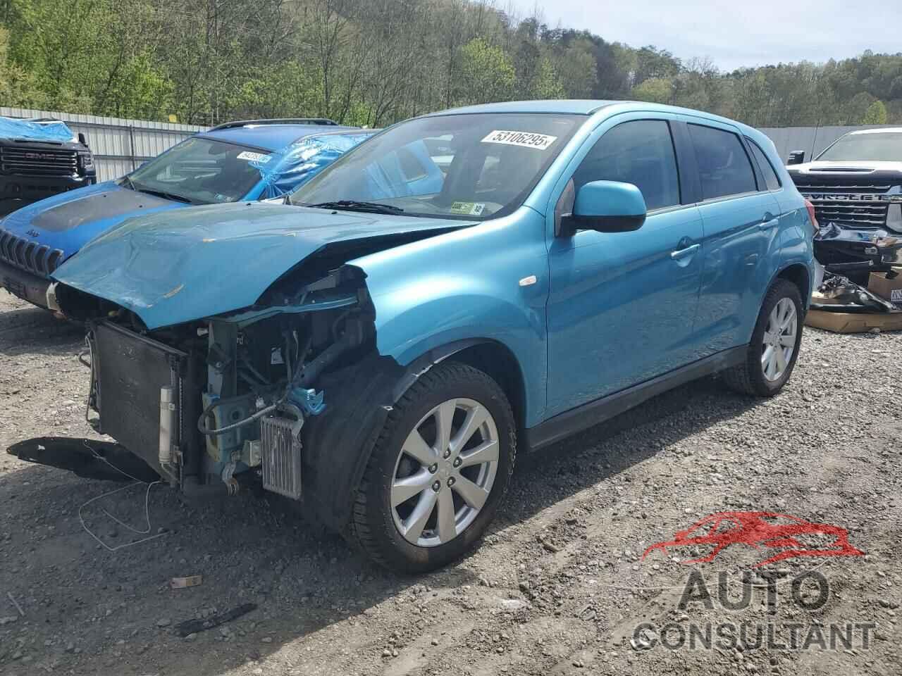 MITSUBISHI OUTLANDER 2013 - 4A4AP4AU5DE010002