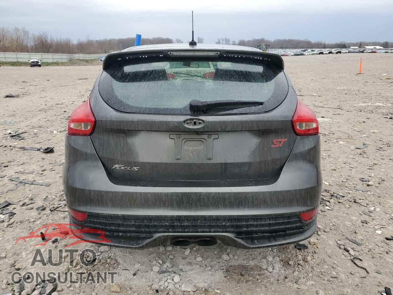 FORD FOCUS 2017 - 1FADP3L97HL347060