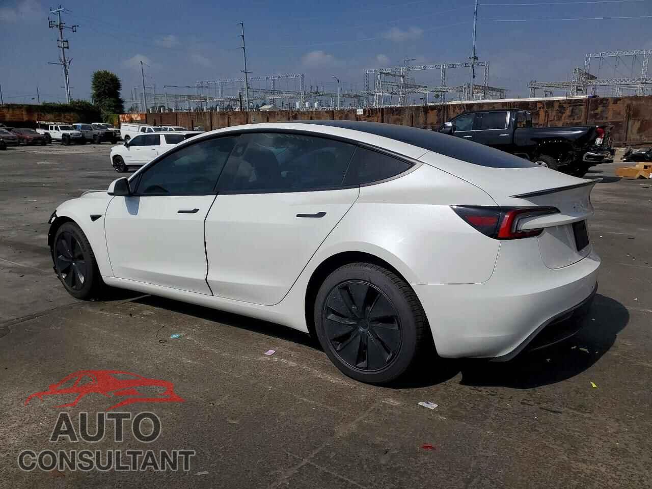 TESLA MODEL 3 2024 - 5YJ3E1EB7RF821609