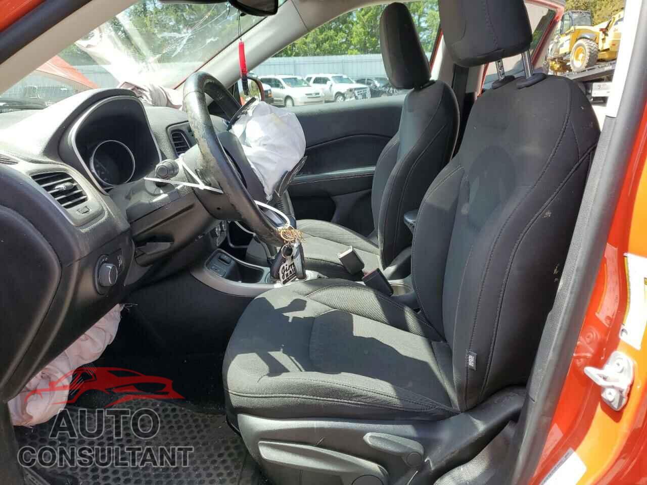 JEEP COMPASS 2017 - 3C4NJCAB0HT652202